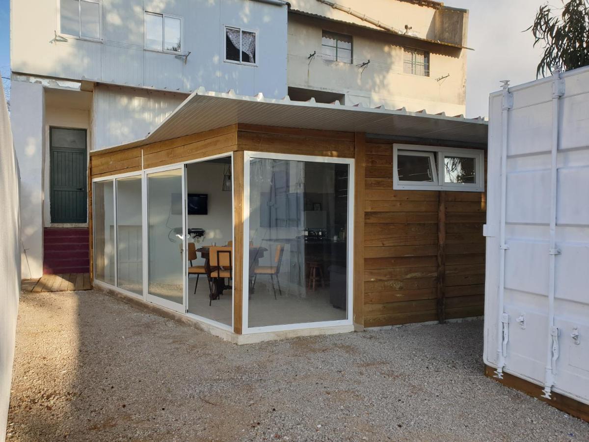 リスボン Casa Vale Ecotainerホステル エクステリア 写真