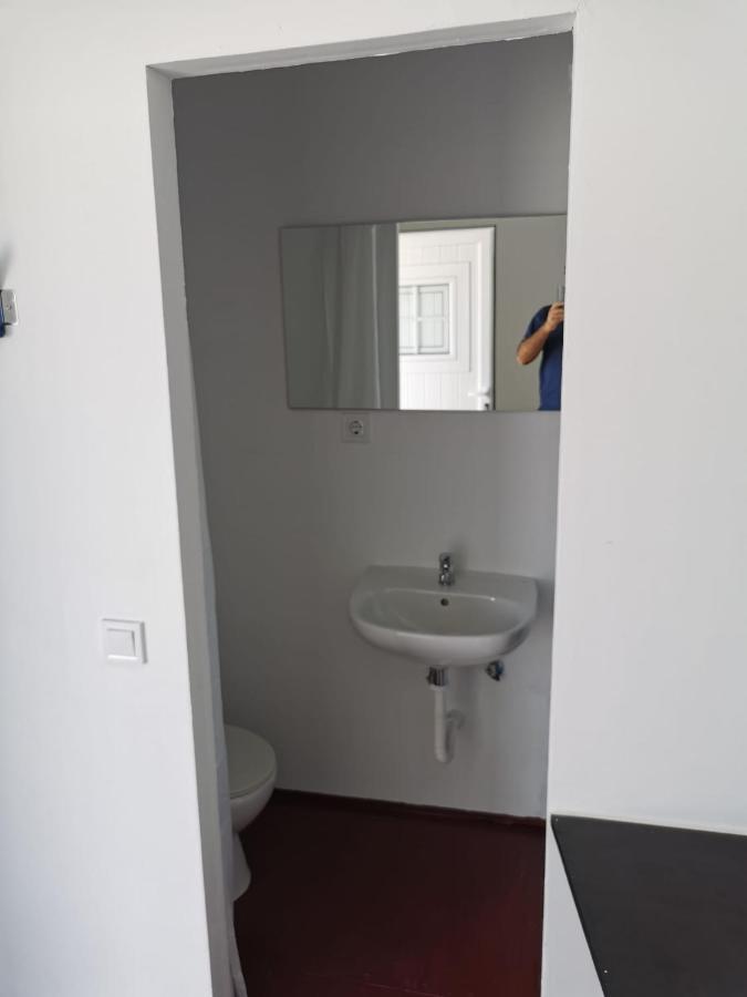 リスボン Casa Vale Ecotainerホステル エクステリア 写真