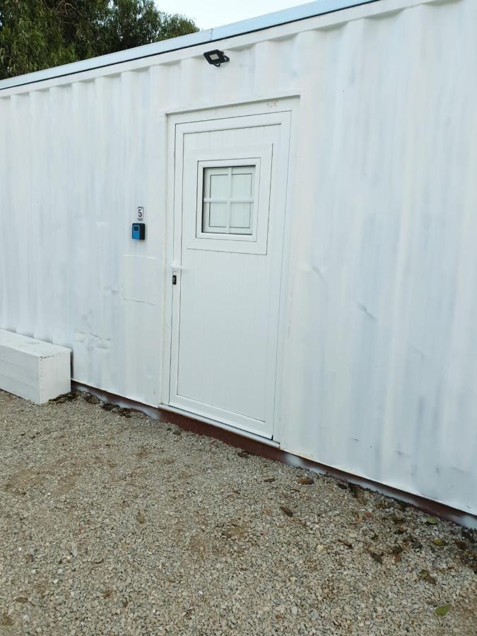 リスボン Casa Vale Ecotainerホステル エクステリア 写真